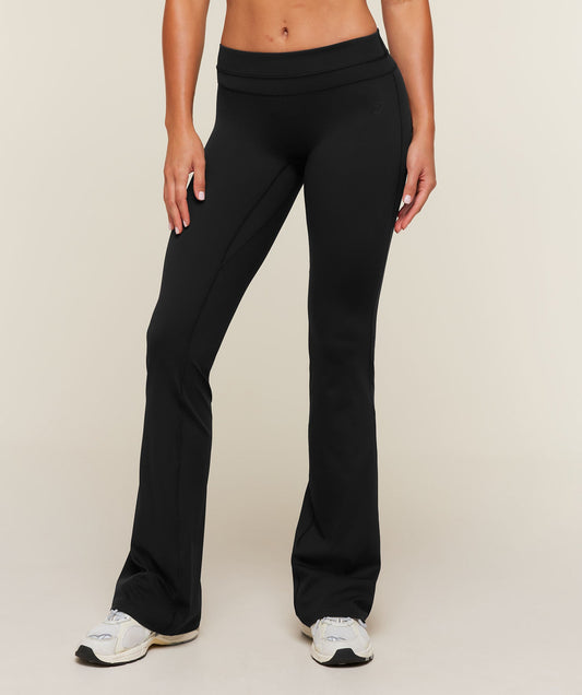 Whitney Mid-Rise Flared Leggings Regular - Black product image