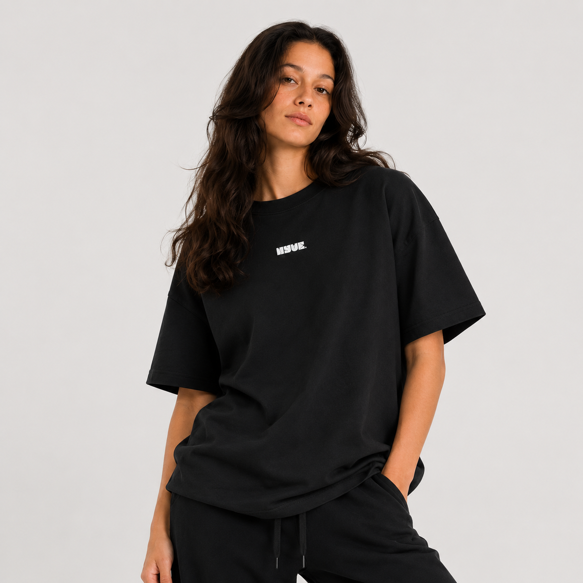 black t-shirt women